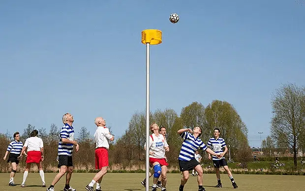 Wie man Korfball spielt