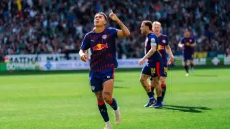 Adduktorenverletzung: Castello Lukeba fällt RB Leipzig länger aus