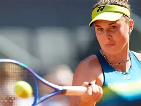 Linda Noskova besiegt Coco Gauff in Madrid: Epic-Comeback von 0:4 im dritten Satz